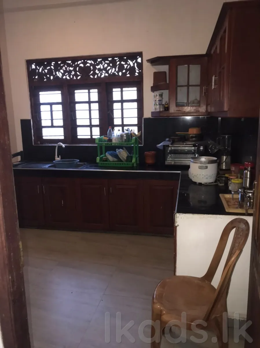 Kadawatha – Batahena Road – Beautiful House for Sale photo 8