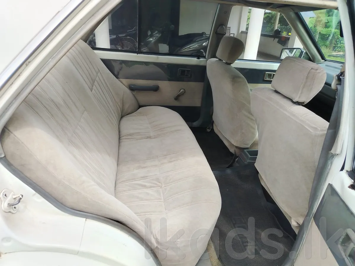 Nissan Sunny 1.5 GL for Sale photo 5
