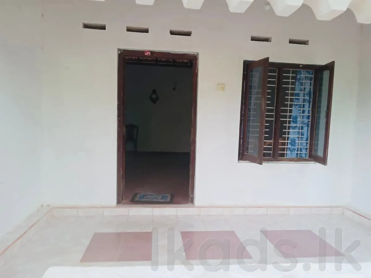 Aluthgama – Alpitiya Road – Kanahentota – 15 Perches House for Sale photo 2