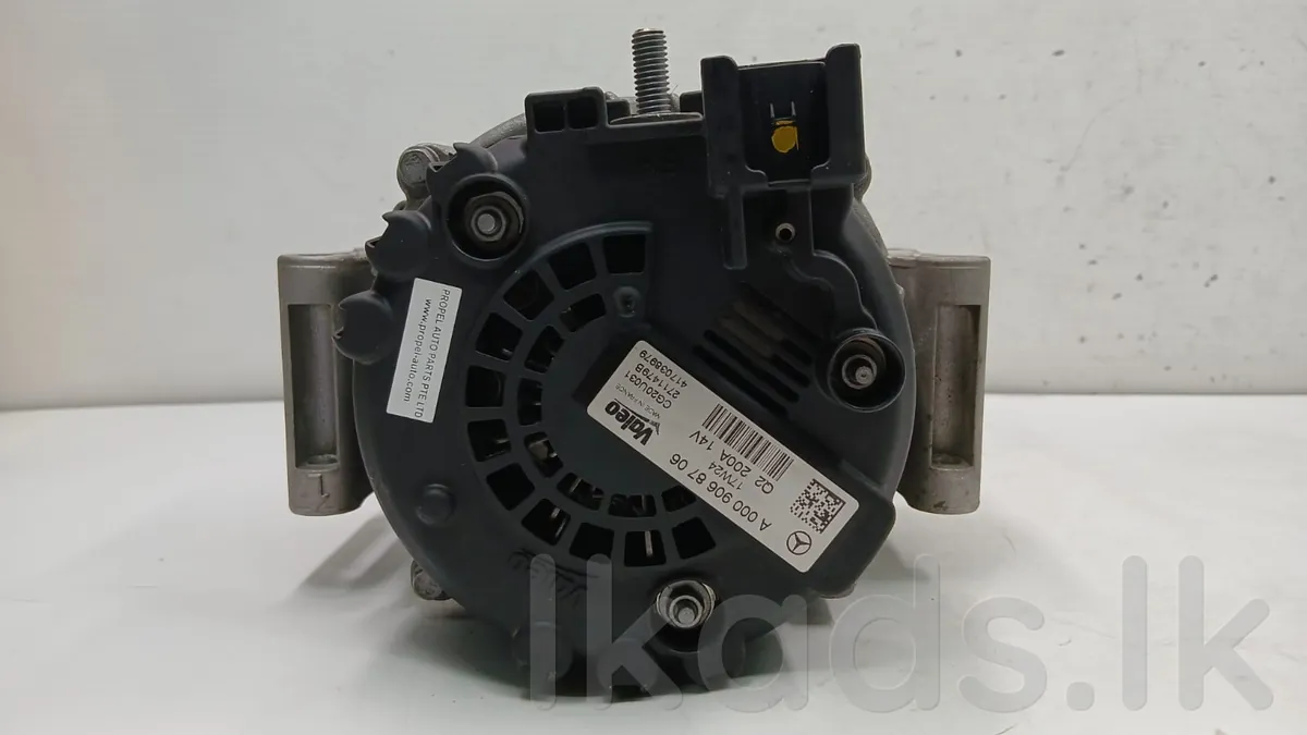 MERCEDES BENZ W253 GLC43AMG 2017 ALTERNATOR GENERATOR 200A A0009068706 photo 4