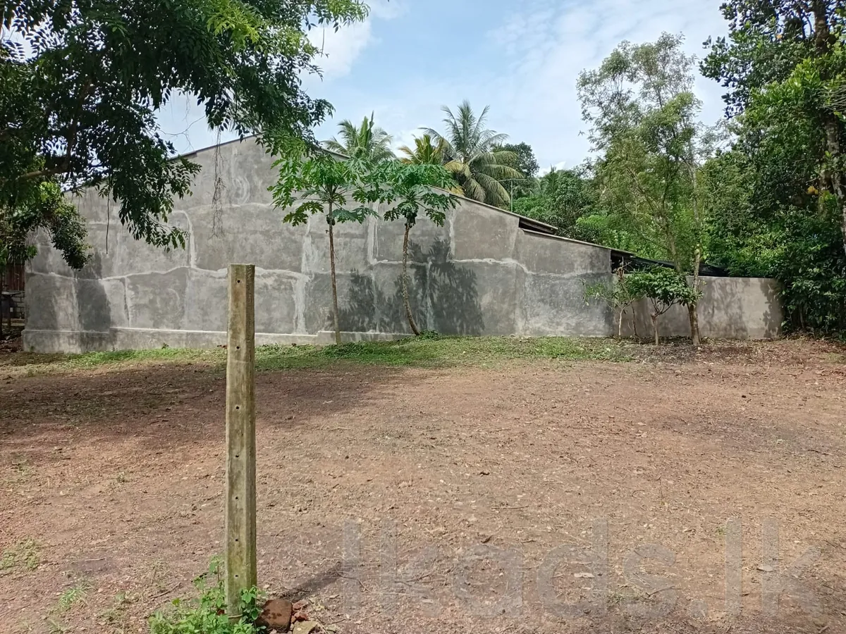 Gampaha – Ihalagama  23.5 Perches Land for Sale photo 3