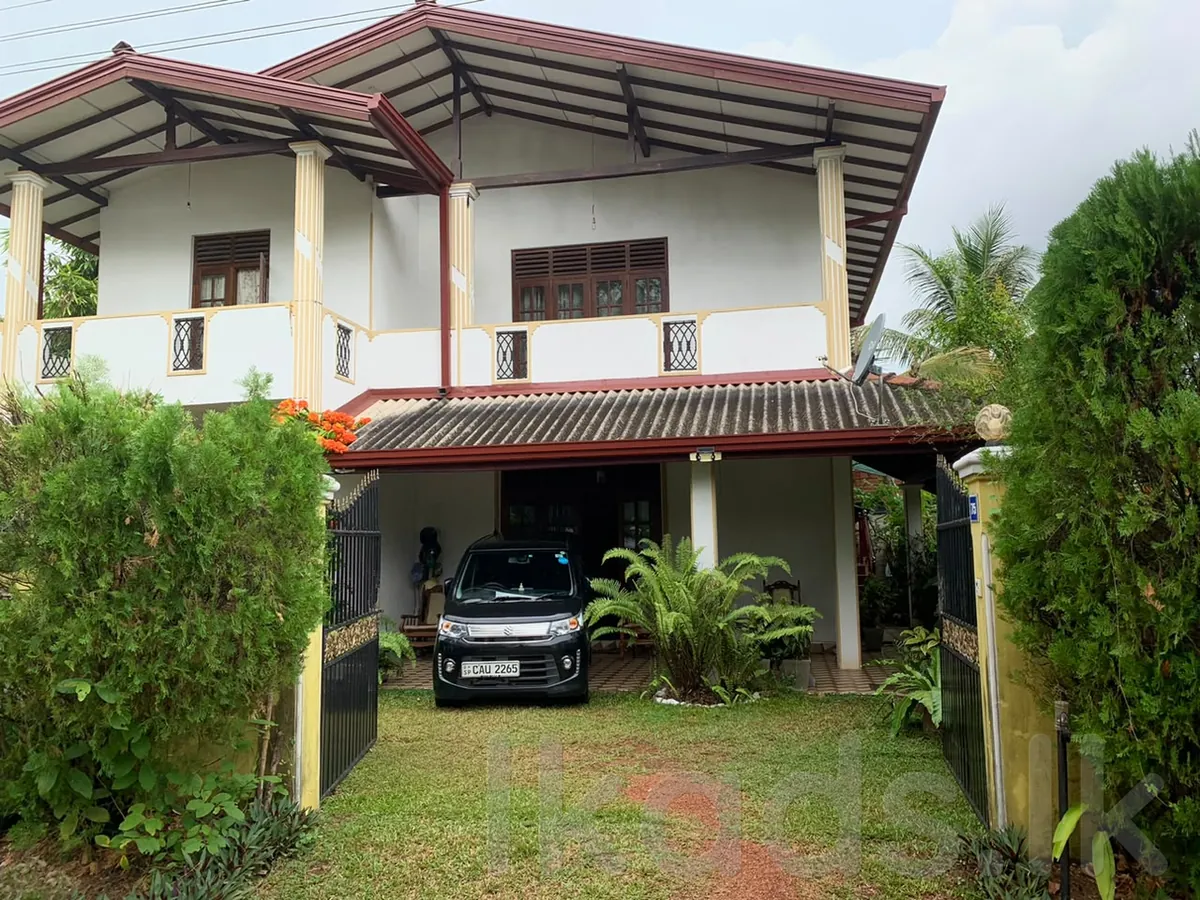 Fully Completed 2-Storey House for Sale Nittambuwa photo 3