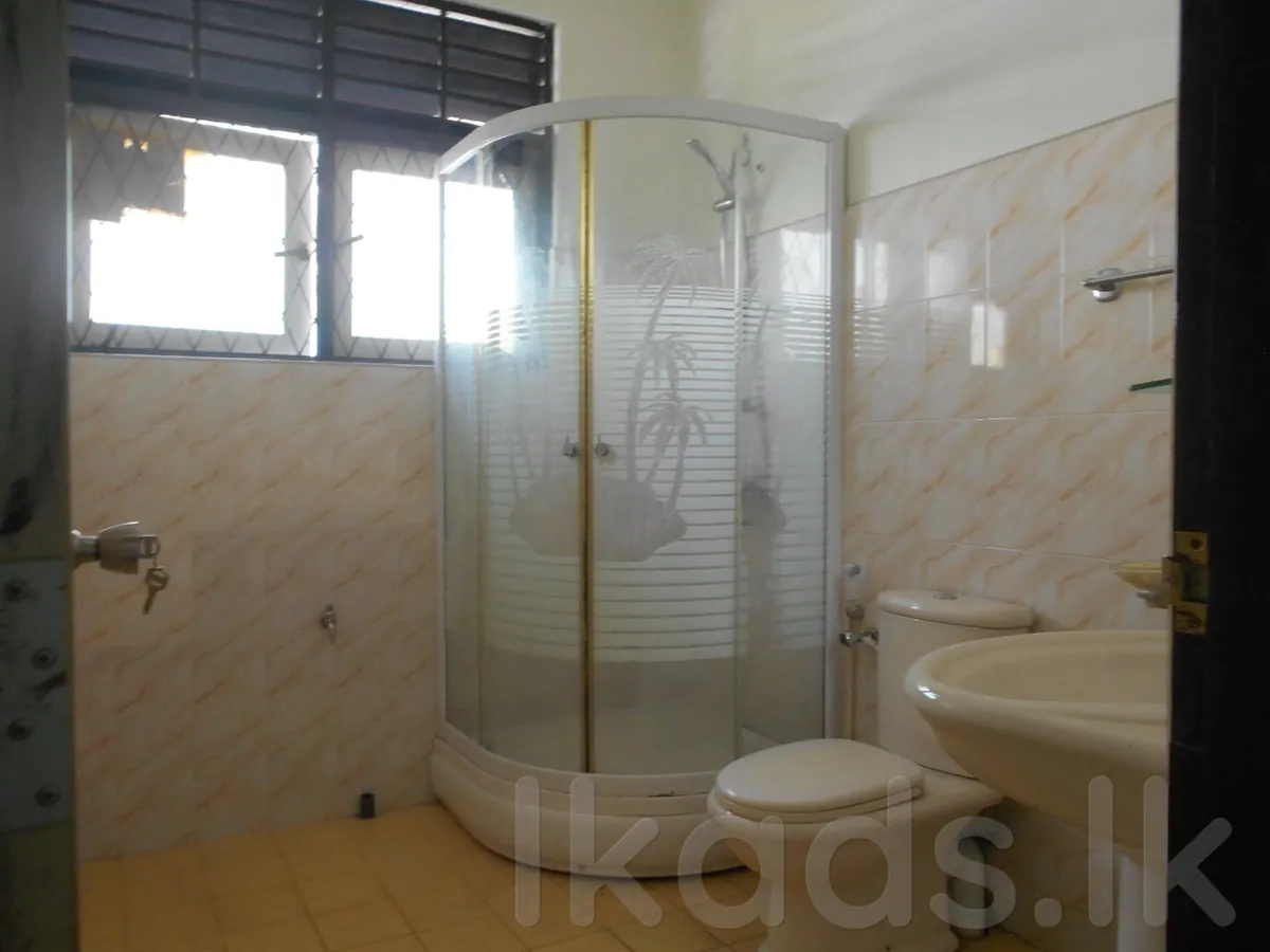 House rent photo 3