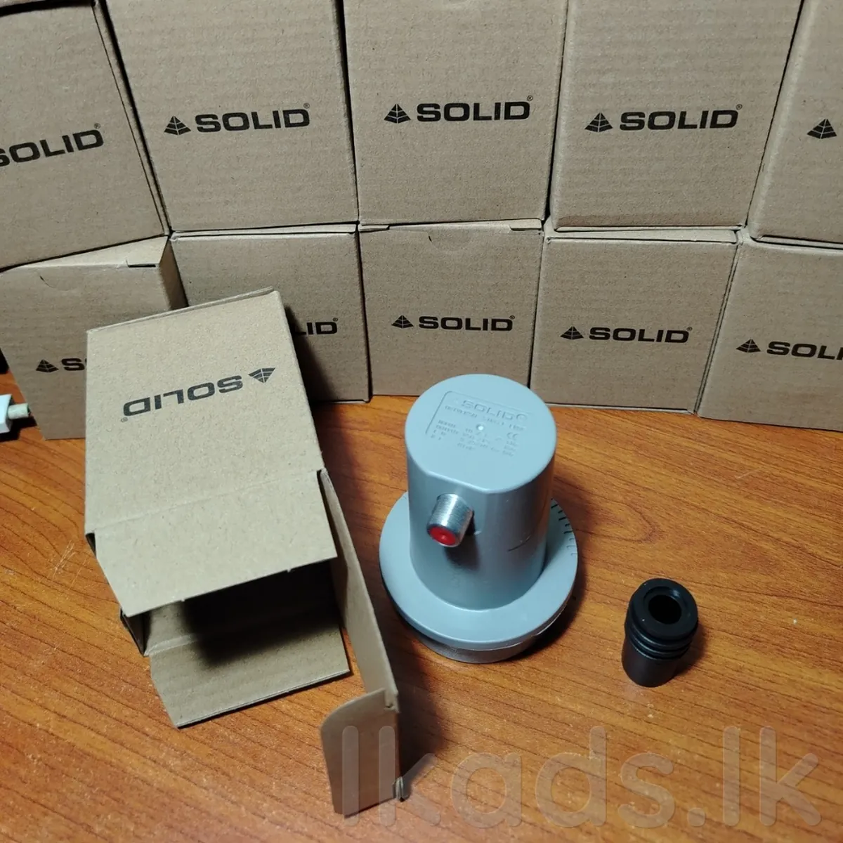 Solid universal LNB (Wholesale) in Monaragala, Okkampitiya