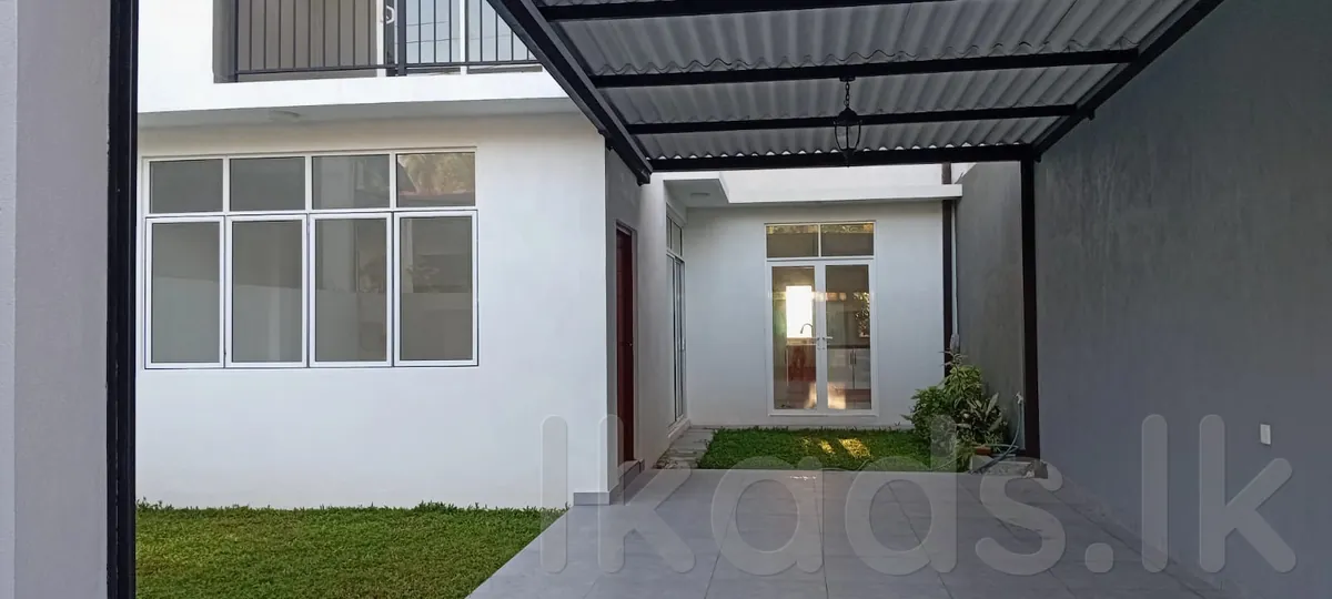 Brand new house for sale at Athurugiriya photo 4
