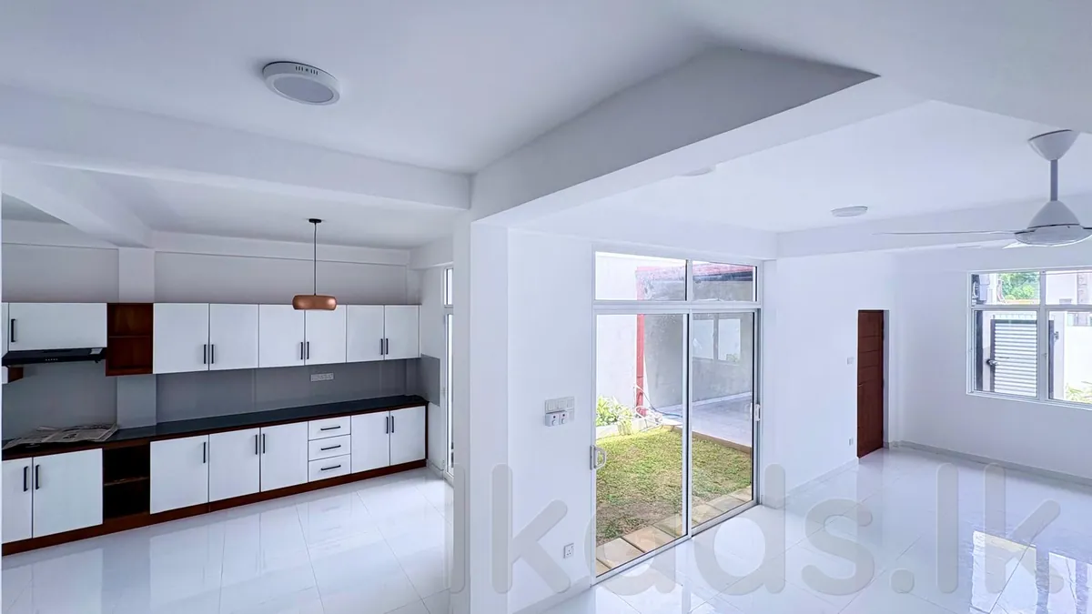 Brand new house for sale at Athurugiriya photo 7