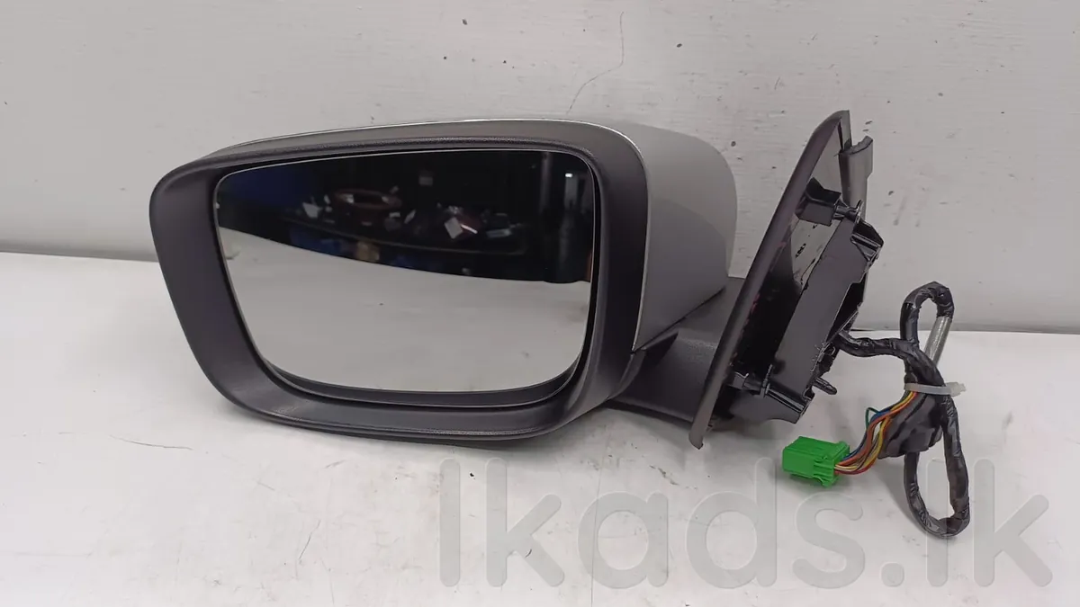 VOLVO XC60 T5 2.0 AT 2014 SIDE MIRROR LEFT OEM 31352117