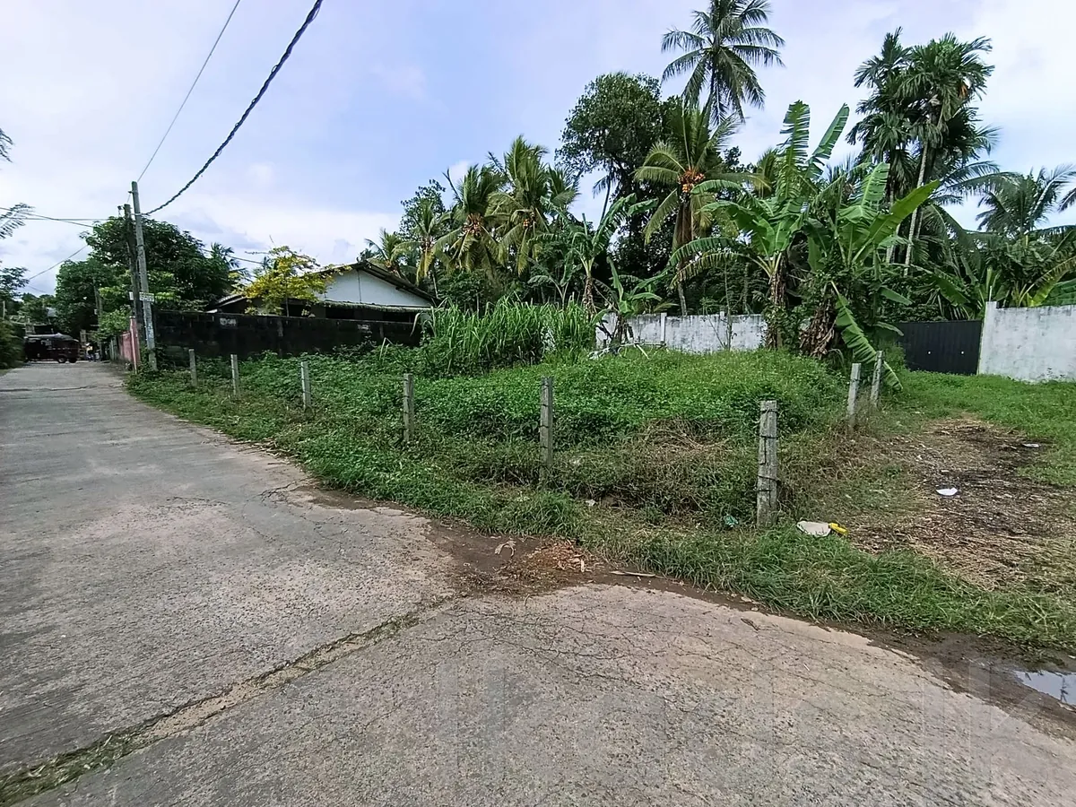 Land for sale in Kaduwela in Colombo, Kaduwela