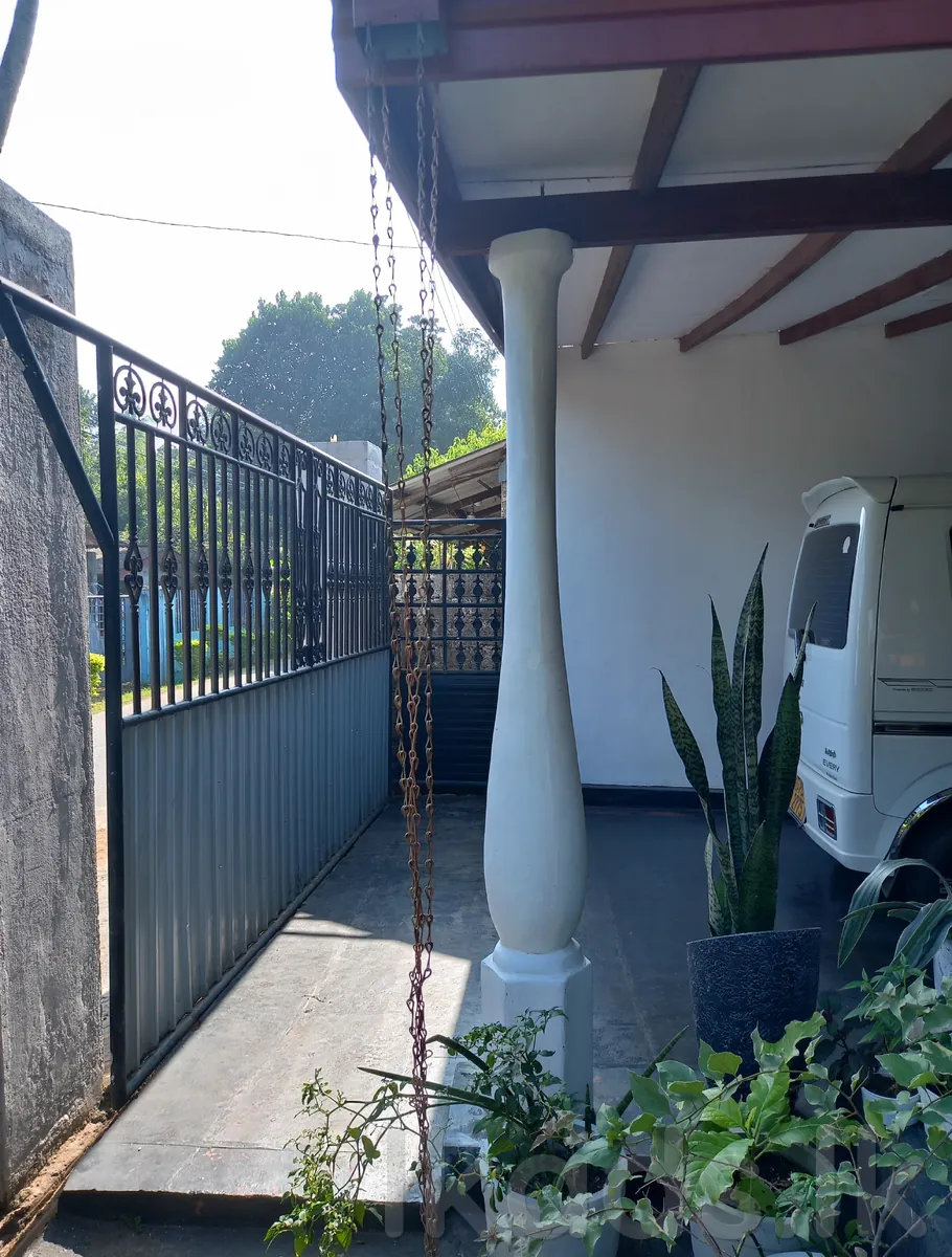 කුරුණෑගලින් නිවසක් photo 2