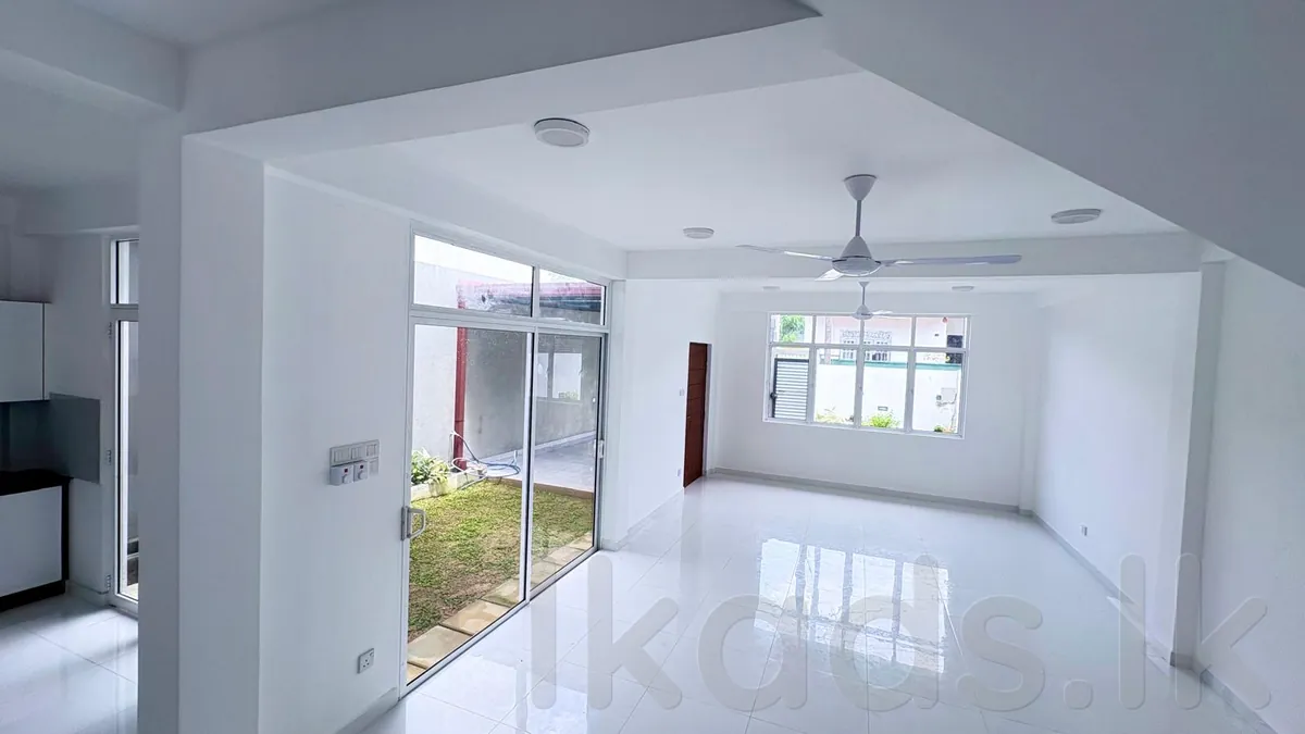 Brand new house for sale at Athurugiriya photo 6