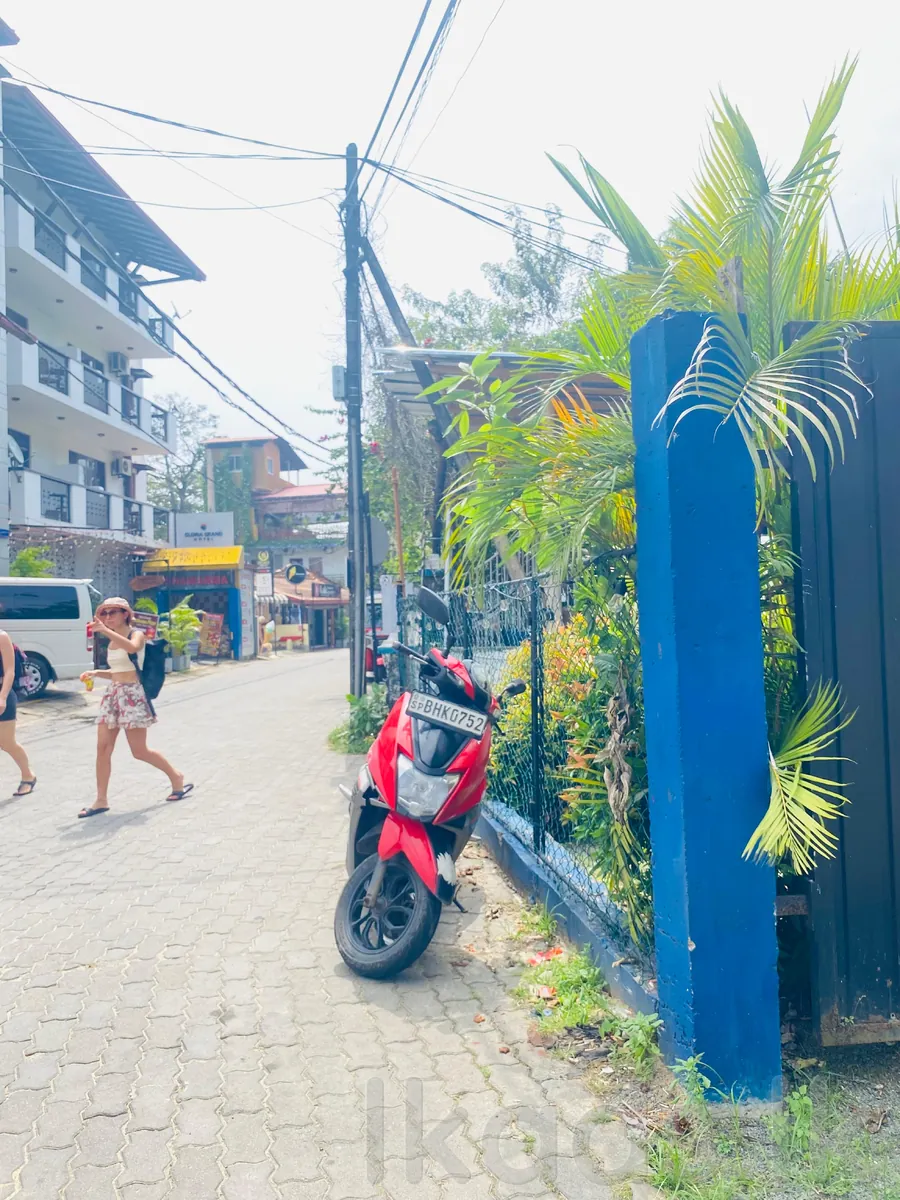 LAND FOR SALE IN UNAWATUNA, GALLE – BEACH SIDE photo 5