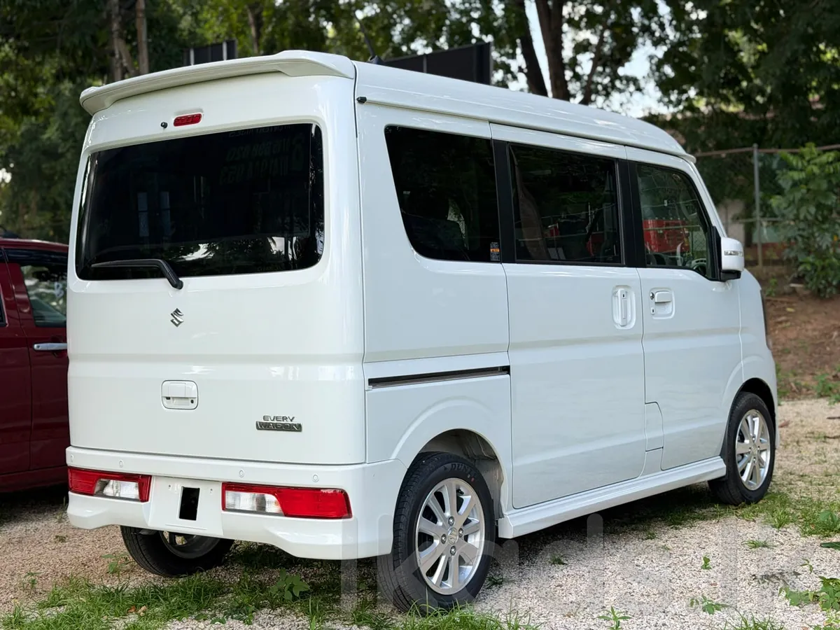 Suzuki Wagon Turbo 2025 Wagon Brand New photo 3
