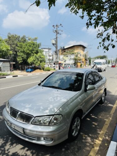 Nissan sunny N16